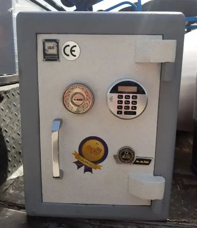 گاوصندوق ۲۰۰۰ کاوه ارتفاع ۱۸۰ با ضمانت و فاکتور|ابزارآلات|آذرشهر, |دیوار