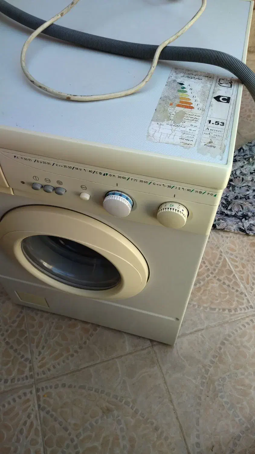 ماشین لباسشویی|ماشین لباسشویی و خشک‌کن لباس|کاشان, کلنگه|دیوار