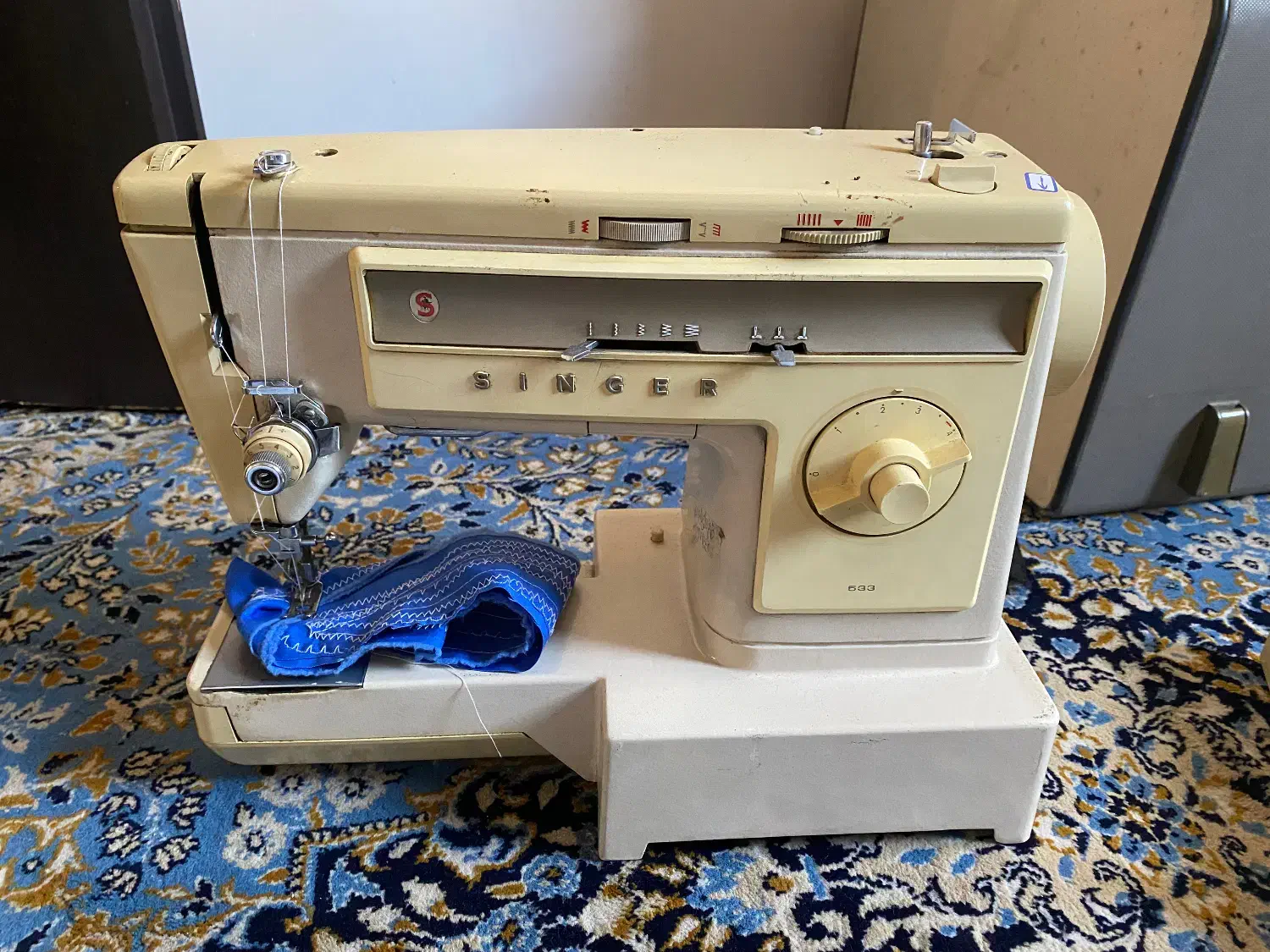 چرخ خیاطی سینگر|چرخ خیاطی و ریسندگی|رشت, استادسرا|دیوار