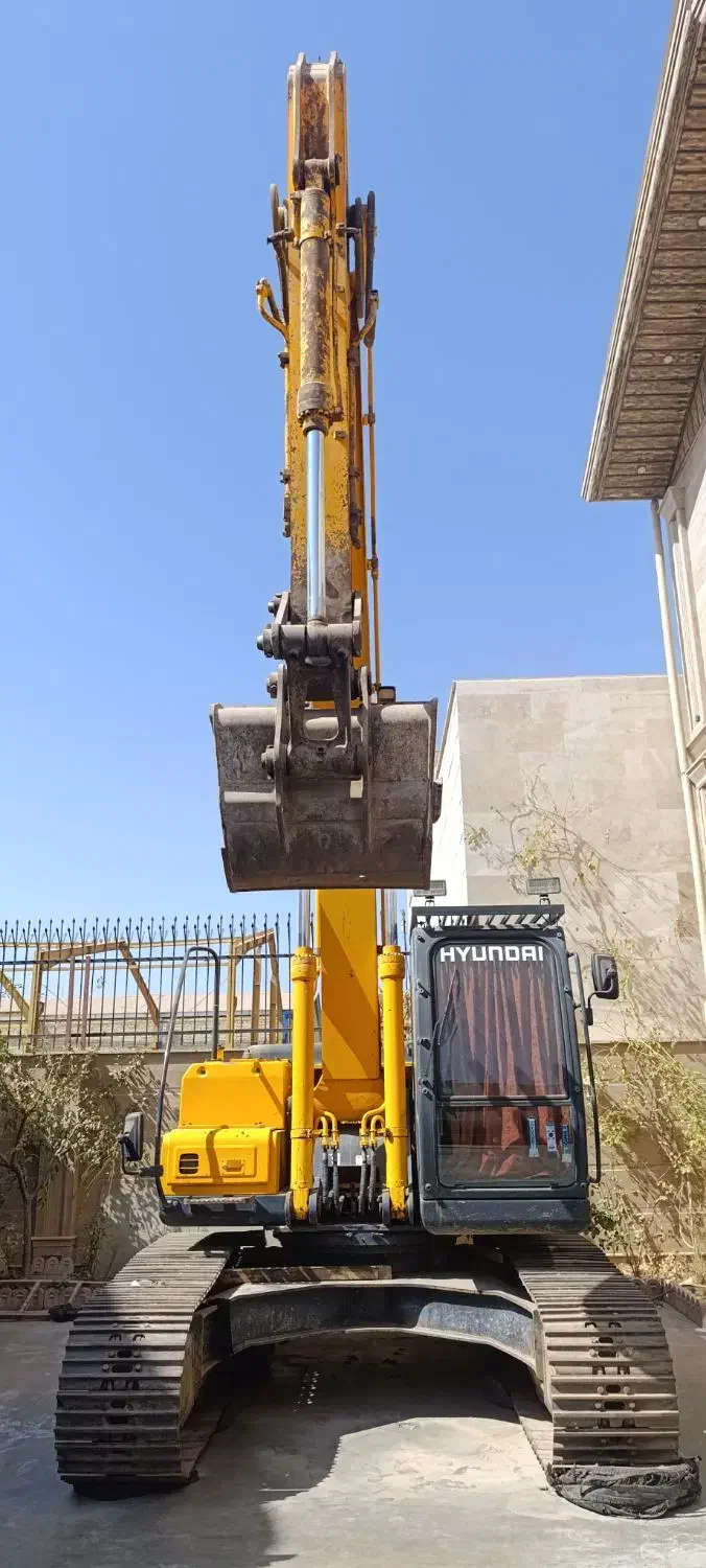 بیل مکانیکی زنجیری هیوندا210خط7|خودرو سنگین|نظرآباد, شهرک صنعتی سپهر|دیوار