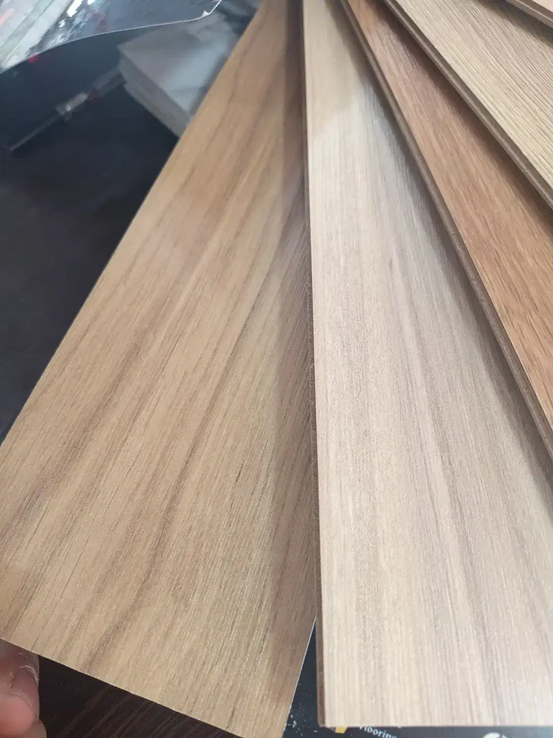 فروش کفپوش و پارکت با جنس عاالی و قیمت مناسب|مصالح و تجهیزات ساختمان|همدان, |دیوار