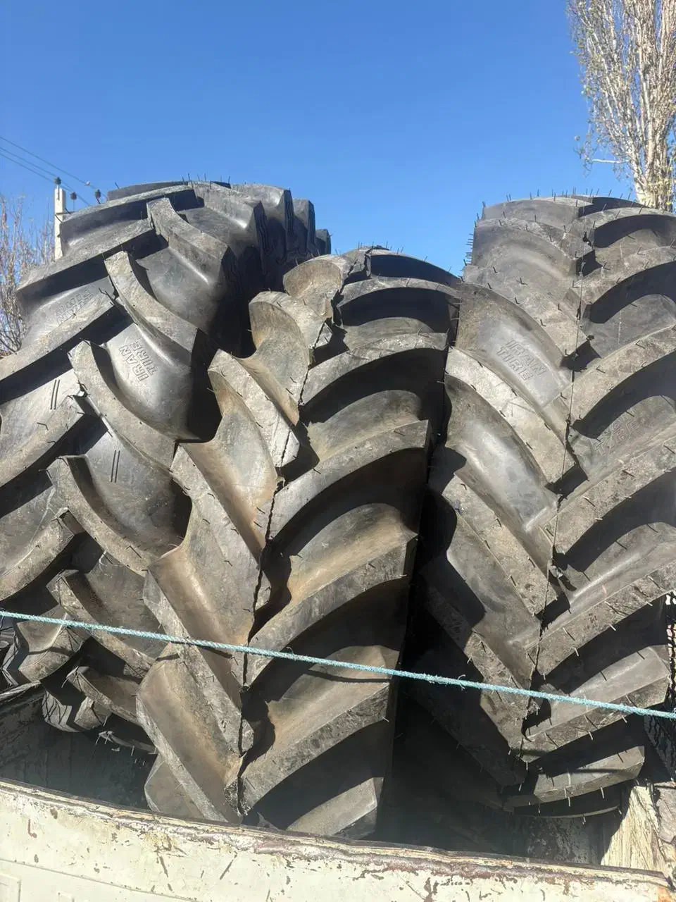 لاستیک تراکتور دوردوز وپیچی|ماشینآلات صنعتی|نمین, |دیوار