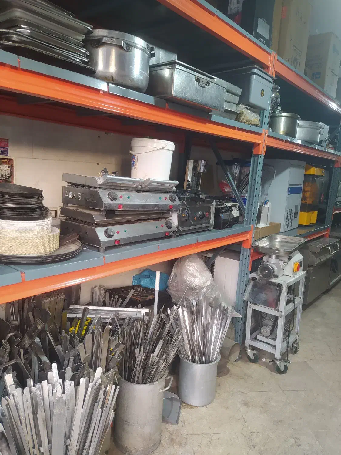 فروش و خریدار دیگ روحی لوازم کافه فست فود|کافیشاپ و رستوران|کرج, گوهردشت|دیوار