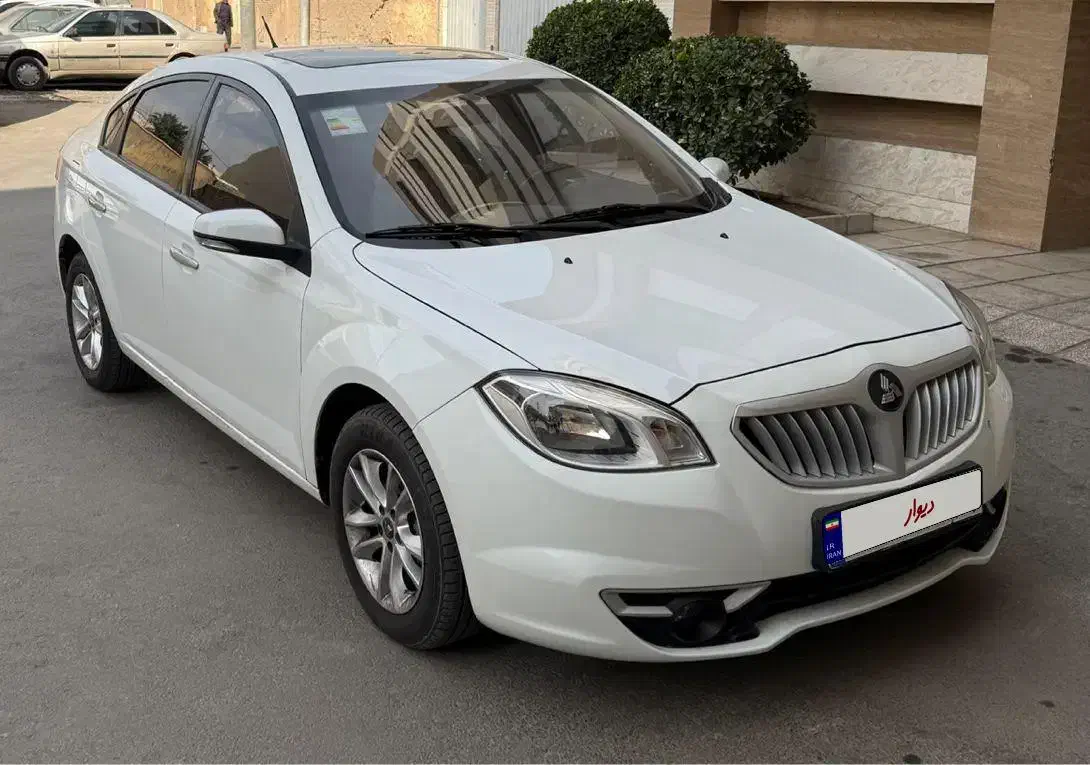 برلیانس H330 at مدل ۹۶ در حد نو|خودرو سواری و وانت|اصفهان, جلفا|دیوار