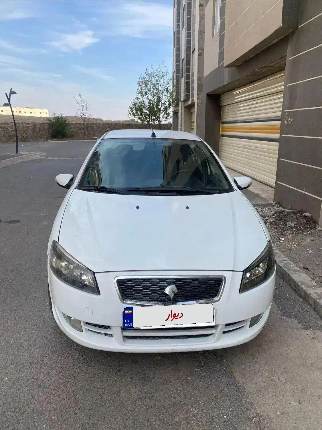 رانا پلاس۱۴۰۰|خودرو سواری و وانت|میانه, |دیوار