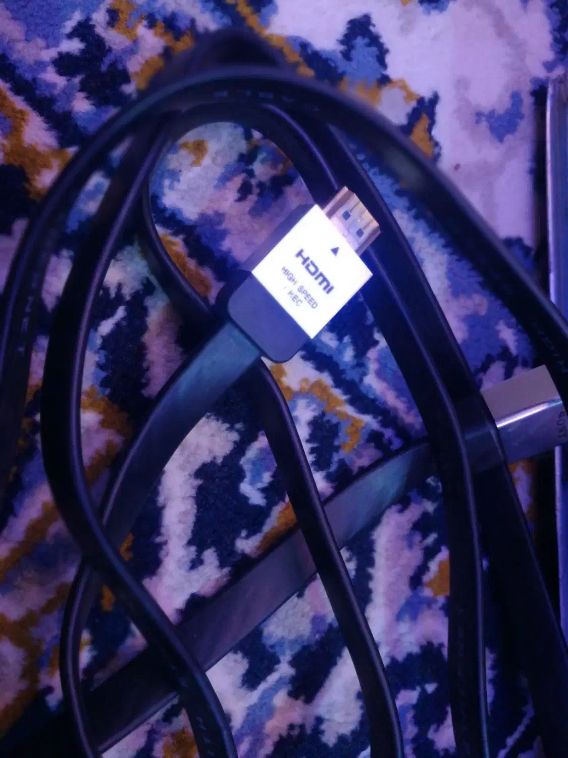 کابل ا چ دی ام|صوتی و تصویری|زاهدان, |دیوار