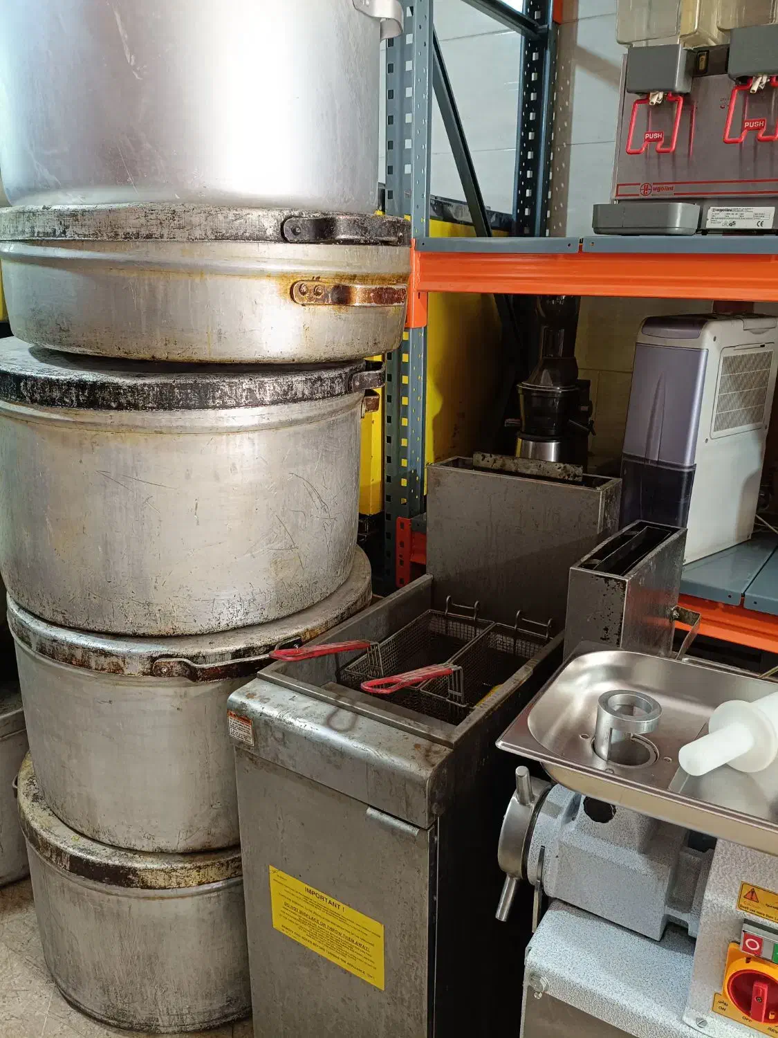 فروش و خریدار چرخ گوشت لوازم رستوران فست فود کافه|فروشگاه و مغازه|رباطکریم, رباطکریم|دیوار