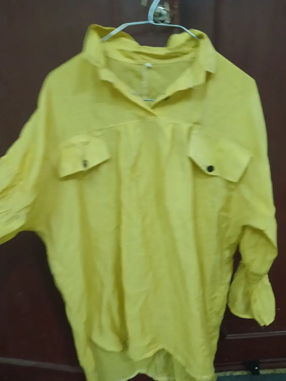 تعدادی لباس نو|لباس|خرم‌آباد, |دیوار