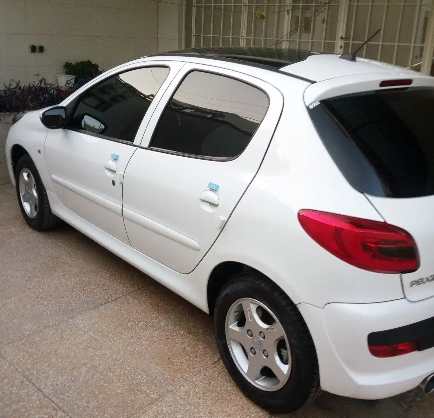 پژو۲۰۷i پاناروما ارتقا فول TU5 پا به صفر|خودرو سواری و وانت|اصفهان, ملکشهر|دیوار