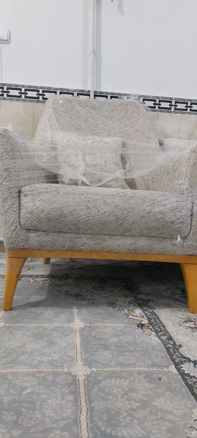 مبل ۸نفره مدل ترکیه ای در حد نو. مناسب جهیزیه|مبلمان خانگی و میز عسلی|نسیمشهر, |دیوار