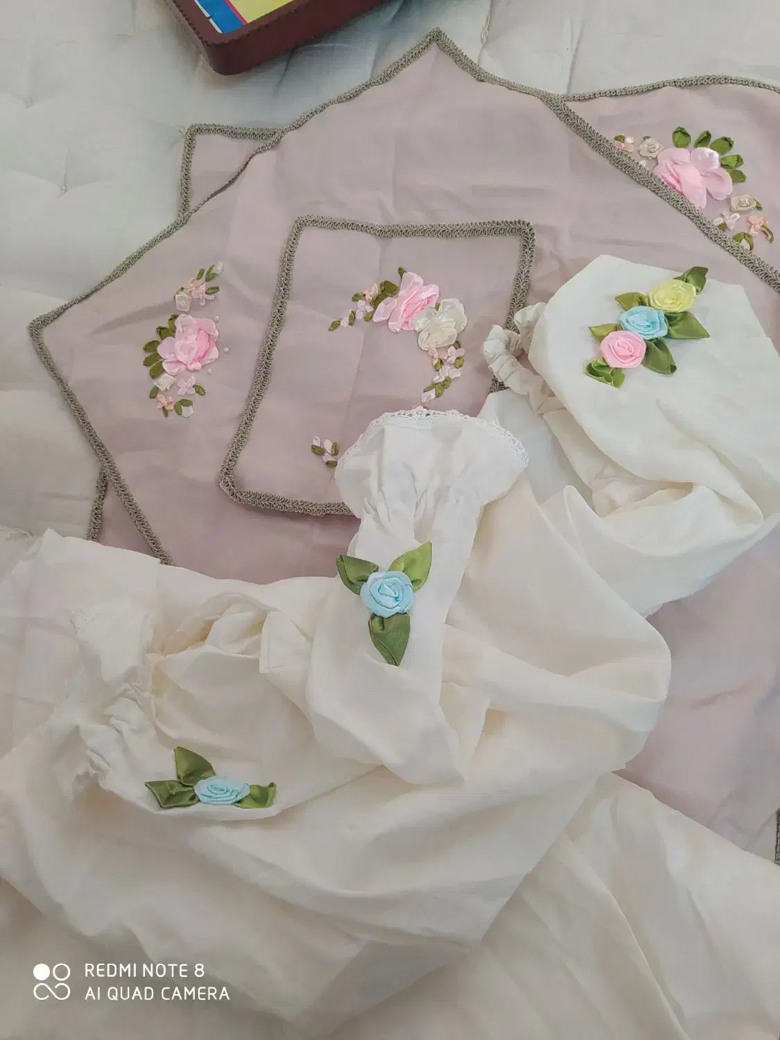 سجاده و چادر نماز|لباس|نجفآباد, دلگشا|دیوار