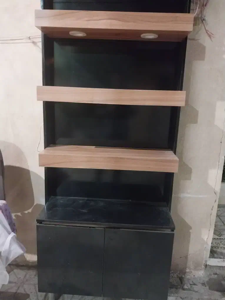 سلام یک عدد دکور مغازه به طول دو متر و شصت سانت|فروشگاه و مغازه|همدان, |دیوار