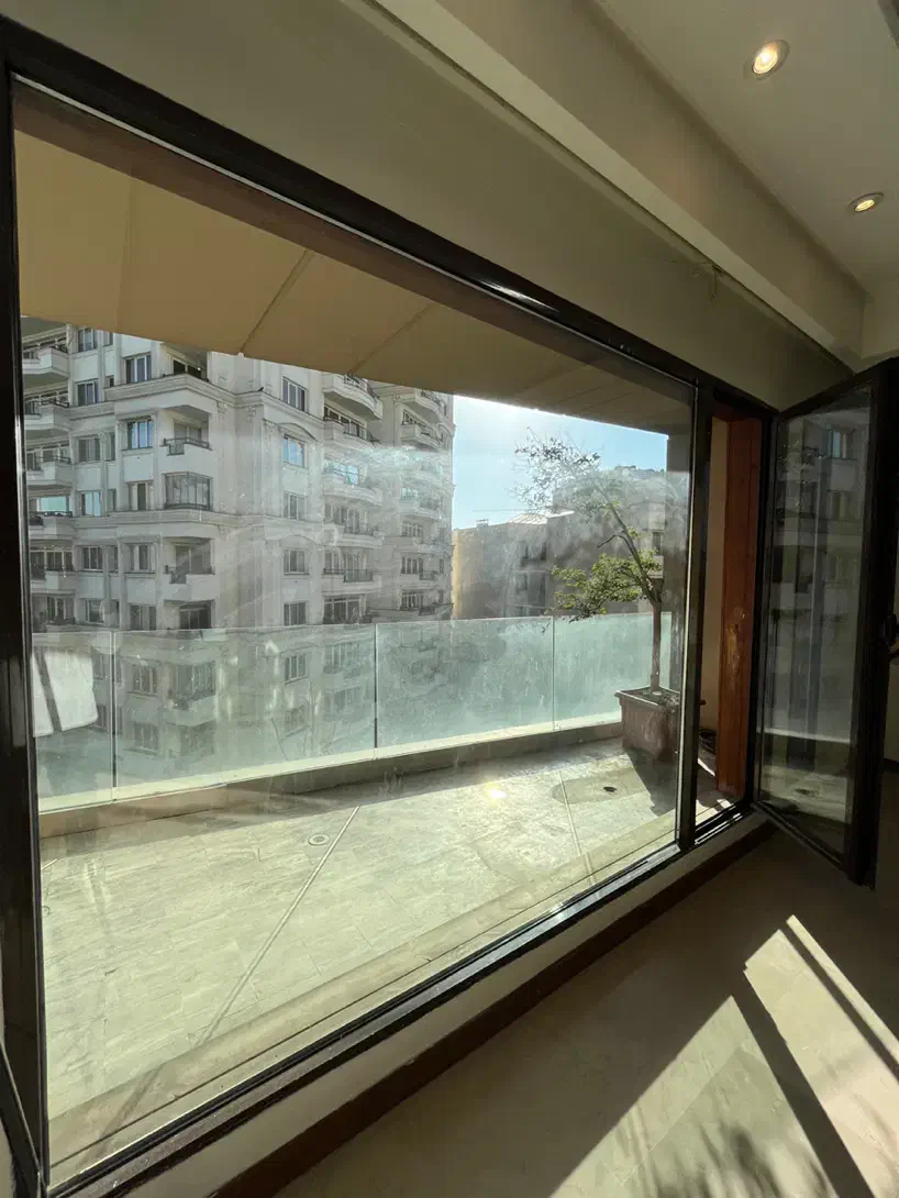 قیطریه ۲۱۰متر مدرن ونعو کلاسیک نوساز ویو دار|اجارهٔ آپارتمان|تهران, قیطریه|دیوار