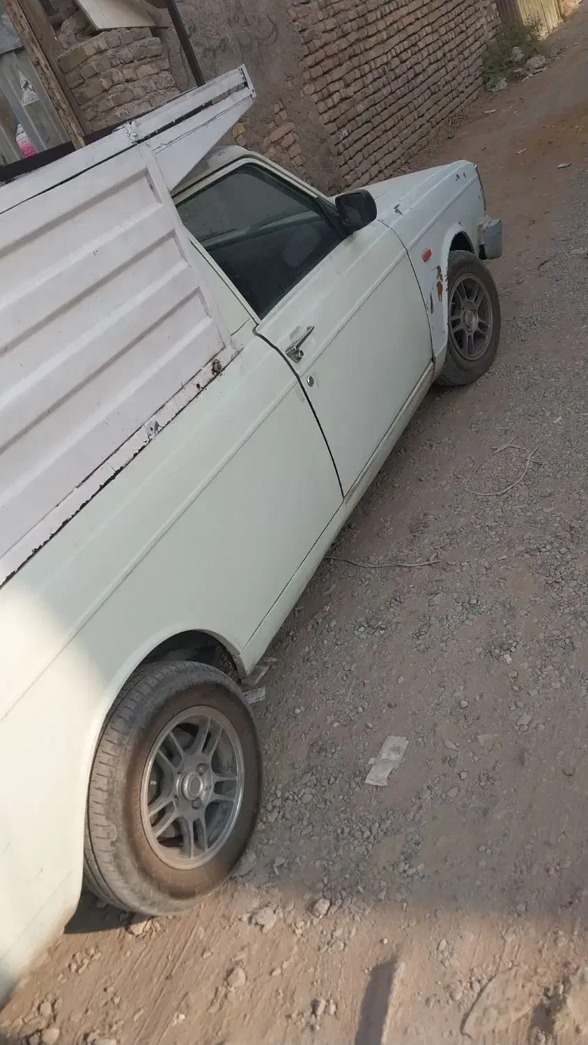 پیکان وانت ۹۳ سالم ی گلگیر رنگ|خودرو سواری و وانت|پاکدشت, خاتون آباد|دیوار