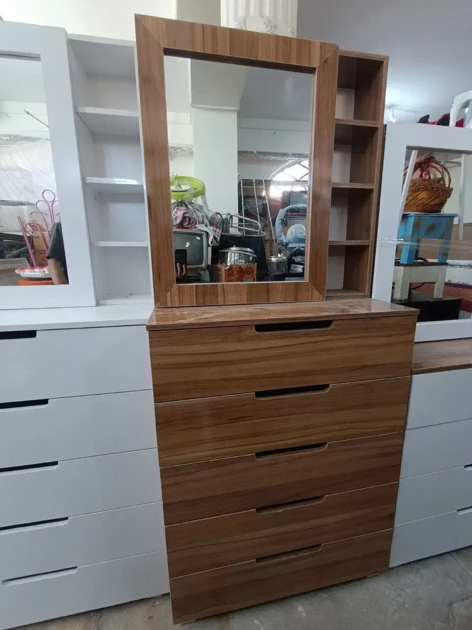 دراور و کمد لباس نو|جاکفشی، کمد، دراور|فردوس (خراسان), |دیوار