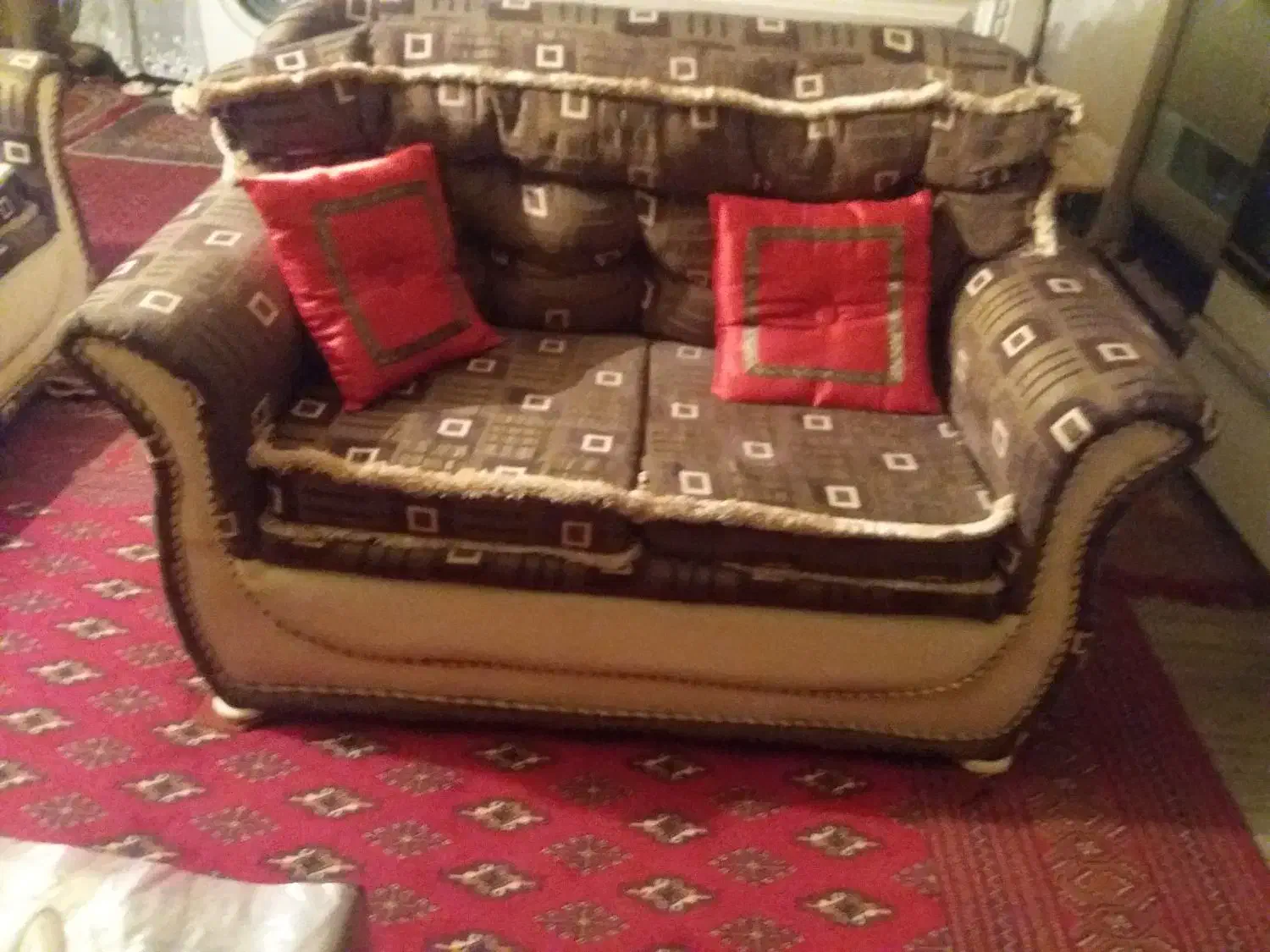 بفد ومبلمان ۷نفره و تلویزیون بامیز|مبلمان خانگی و میز عسلی|مرزنآباد, |دیوار