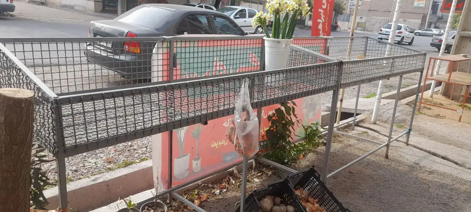 سبد میوه فروشی با قوطی نو و فنس نو ساخته شده|فروشگاه و مغازه|گنبد کاووس, |دیوار