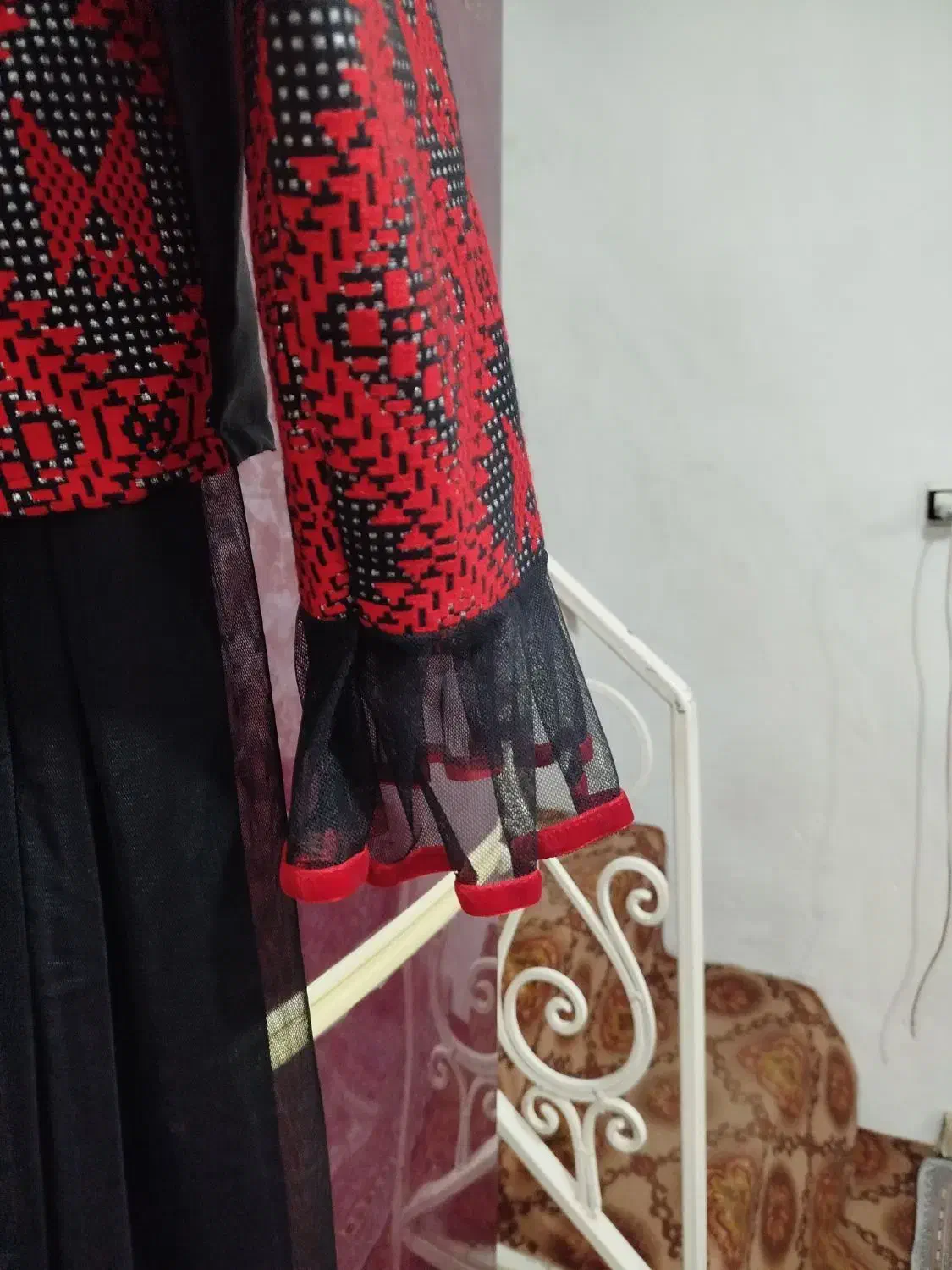 تونیک|لباس|زنجان, |دیوار