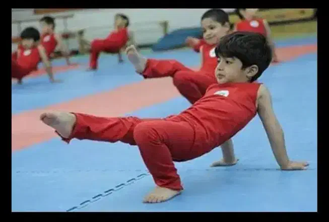 ژیمناستیک دختر و پسر باشگاه پدیده ناصرخسرو|خدمات آموزشی|خرمآباد, |دیوار