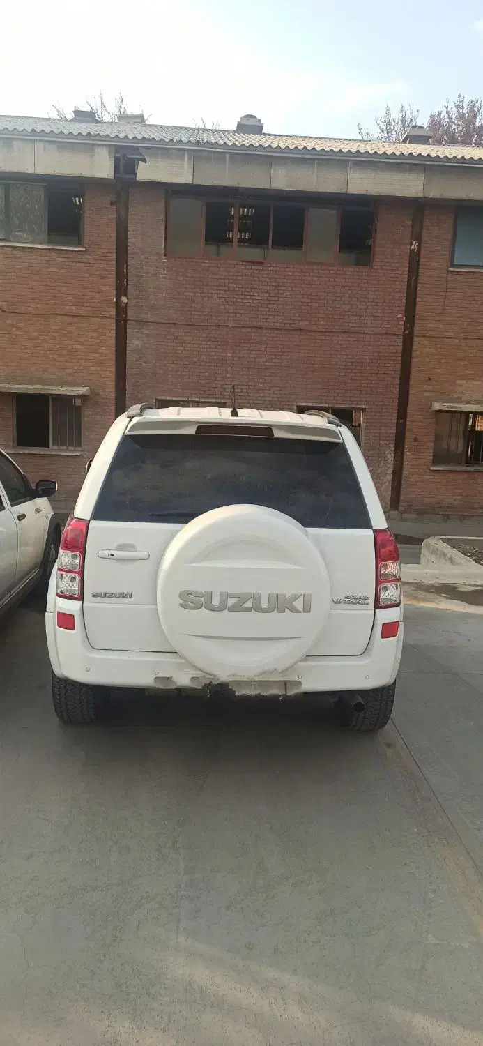 سوزوکی ویتارا ۲۴۰۰ مدل ۹۳|خودرو سواری و وانت|تهران, نگین غرب|دیوار