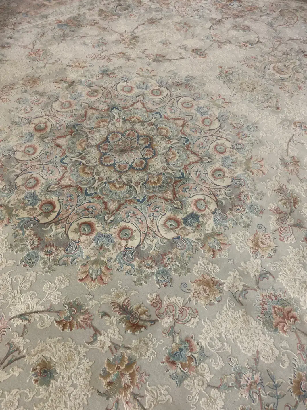 دوعدد فرش توسی مخمل سه بعدی ابریشمی|فرش|ساری, |دیوار