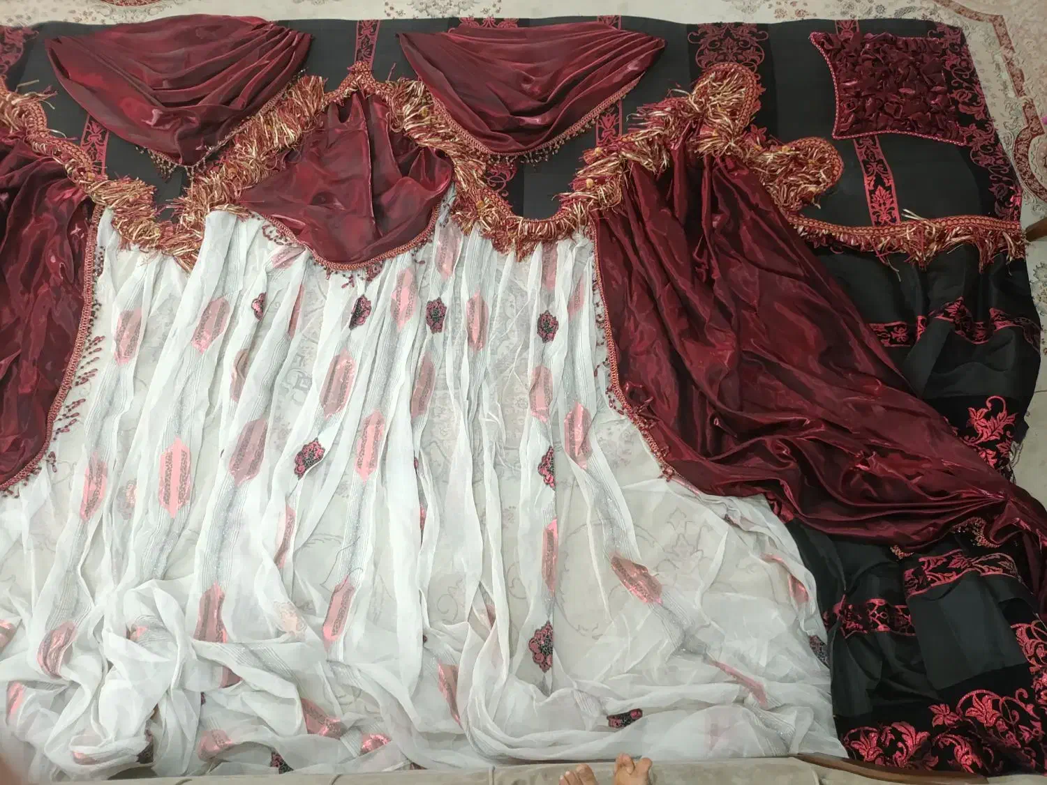پرده والان دار زیبا با رومیزی و...|پرده، رانر، رومیزی|چناران, |دیوار
