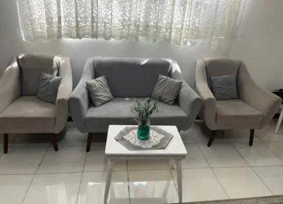 مبل 7نفره|مبلمان خانگی و میز عسلی|قم, حنیف نژاد|دیوار
