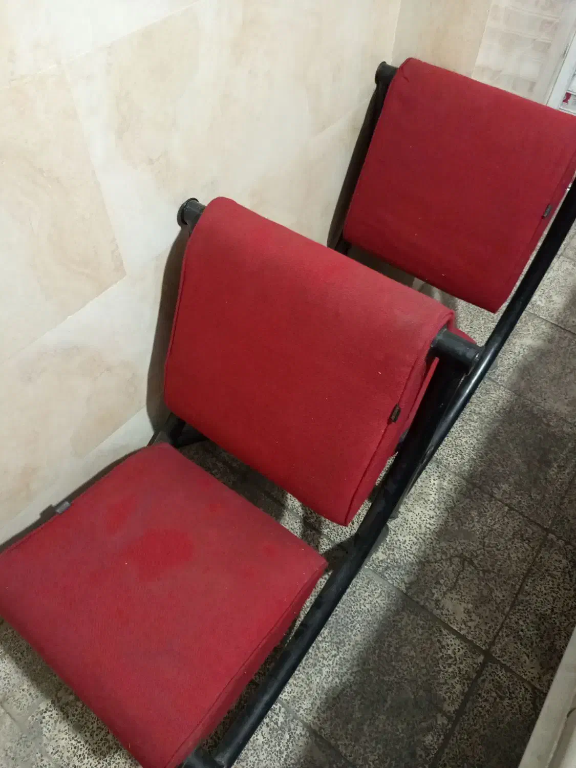 صندلی راحتی جنس مستحکم|صندلی و نیمکت|اسلام‌شهر, شهرک مهدیه|دیوار