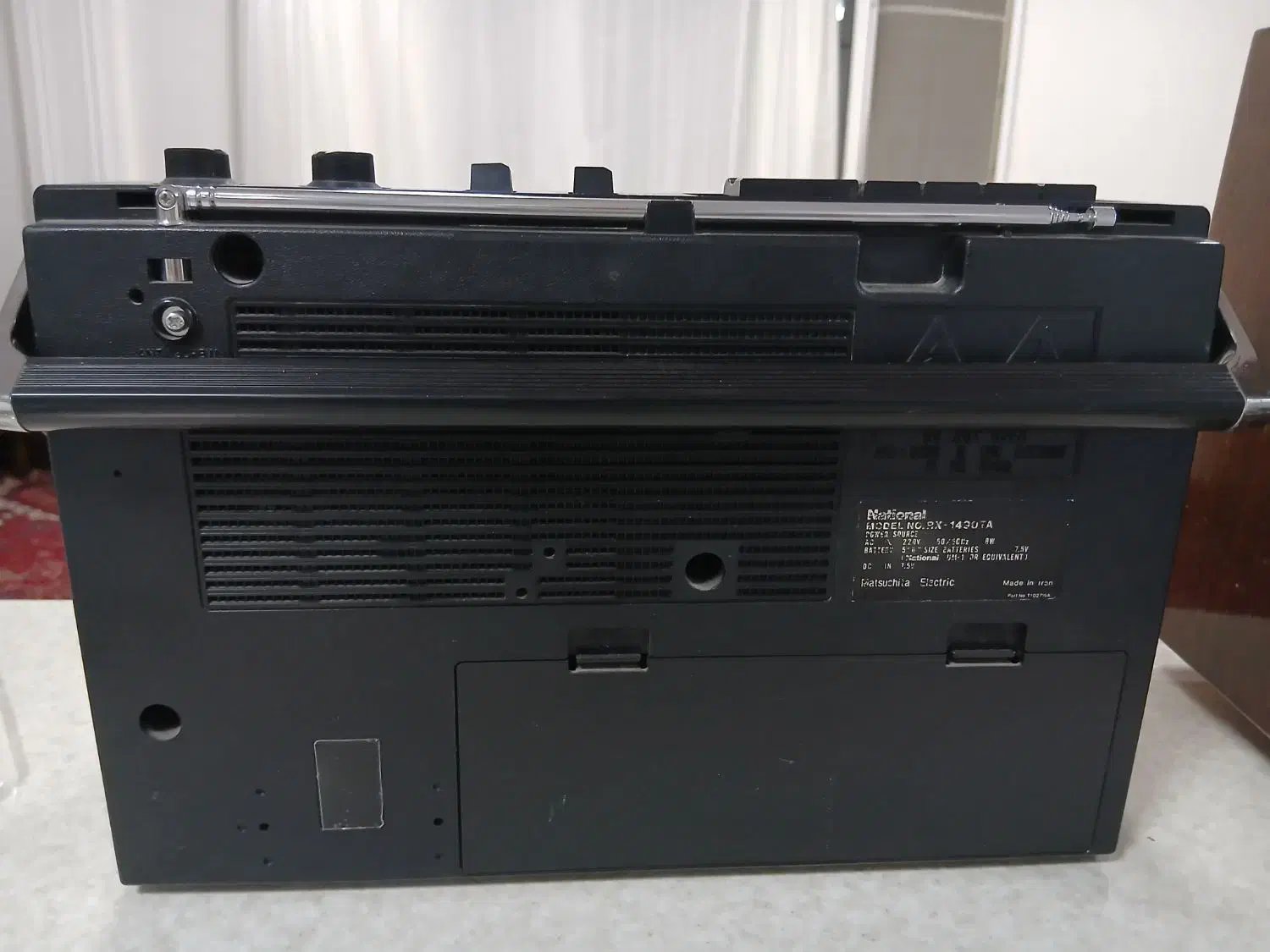 رادیو ظبط      قدیمی دکوراسیون سالم|کلکسیون اشیاء عتیقه|سهند, |دیوار