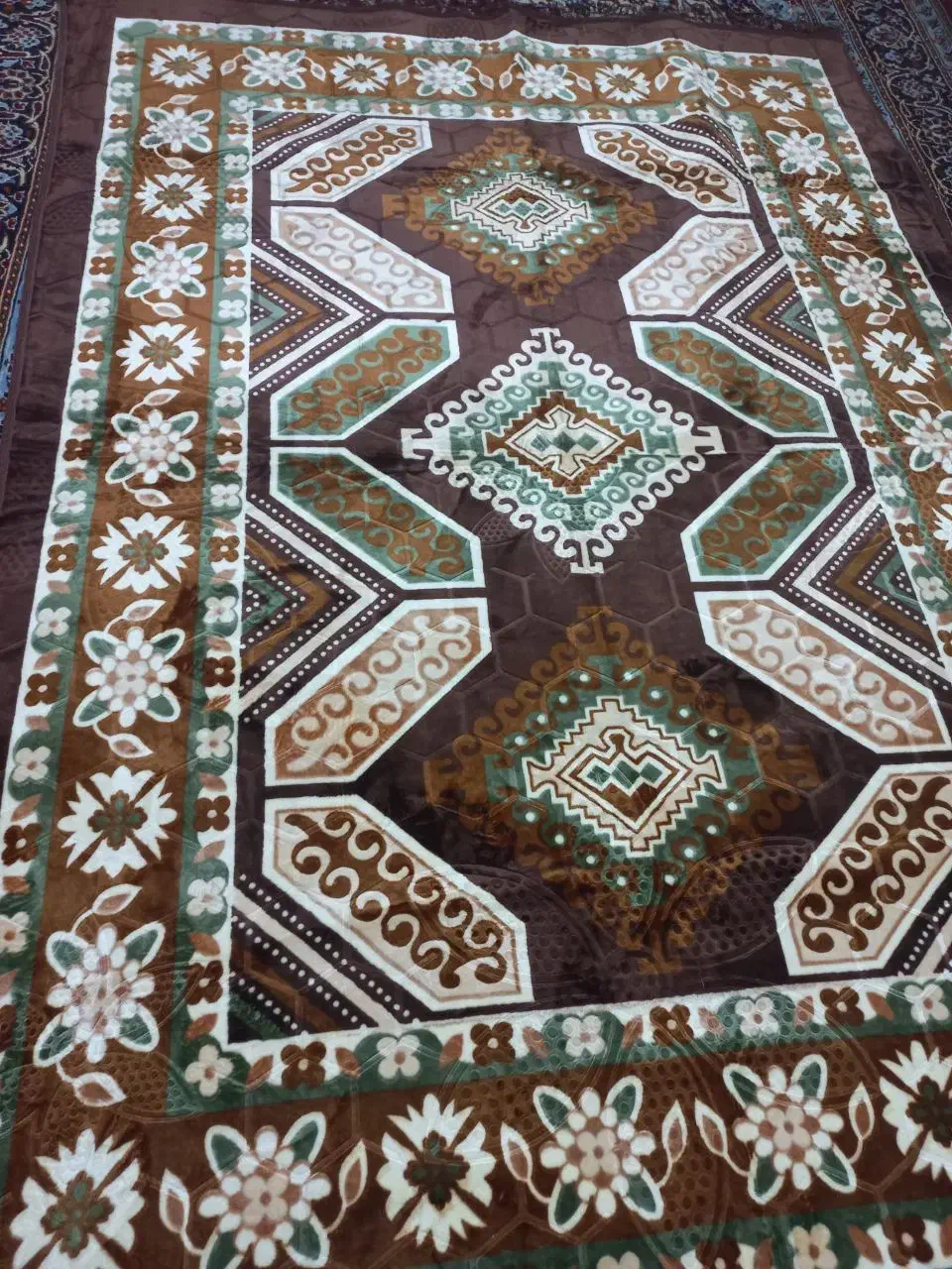 فرشینه مخملی|فرش|اردبیل, |دیوار