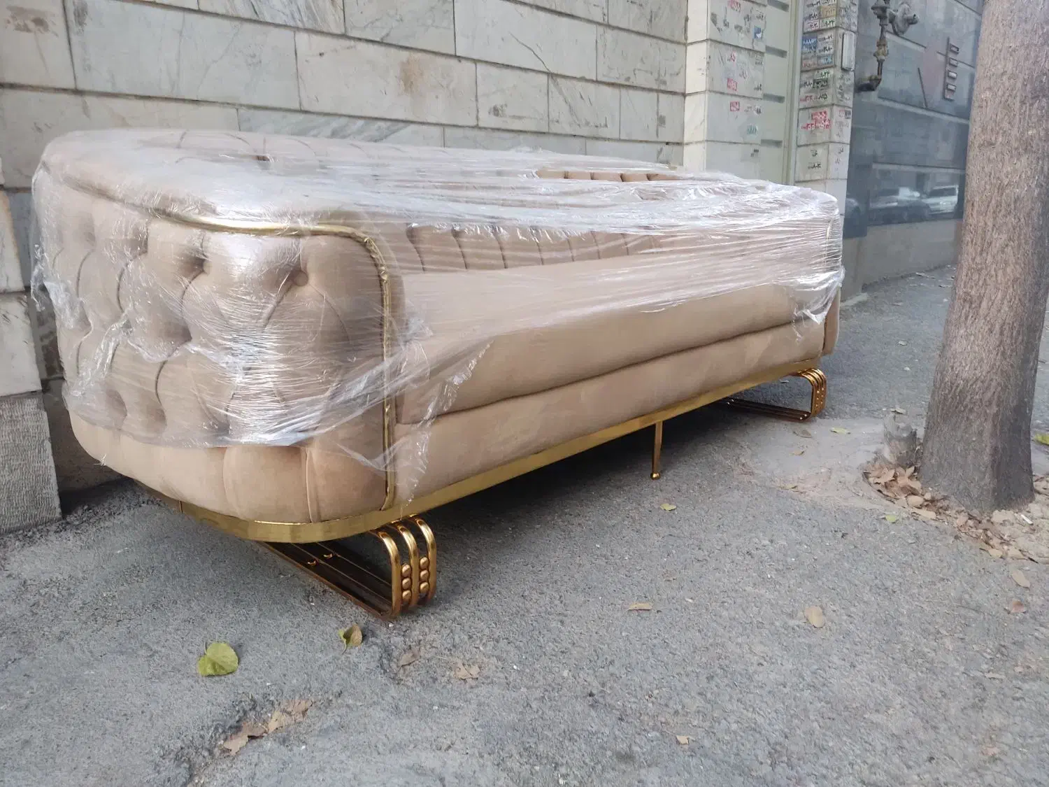 مبل چستر راحتی هشت نفره|مبلمان خانگی و میز عسلی|زاهدان, |دیوار