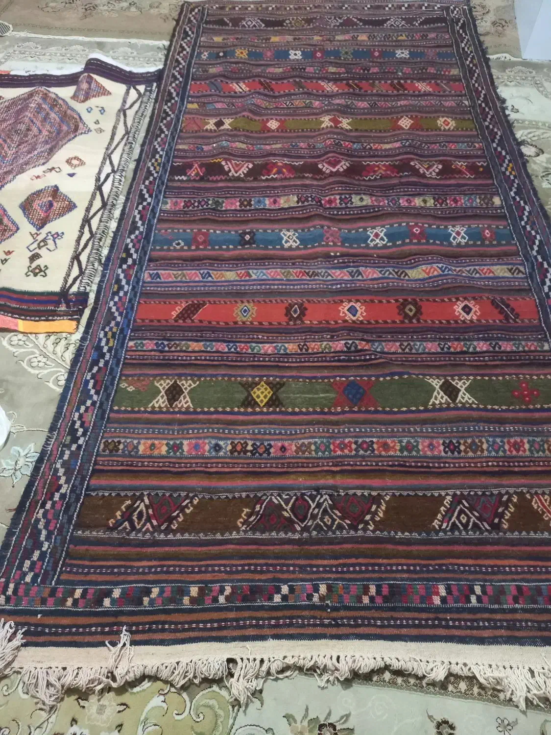 گلیم دستباف|گلیم، جاجیم، گبه|سبزوار, قصبه غربی|دیوار