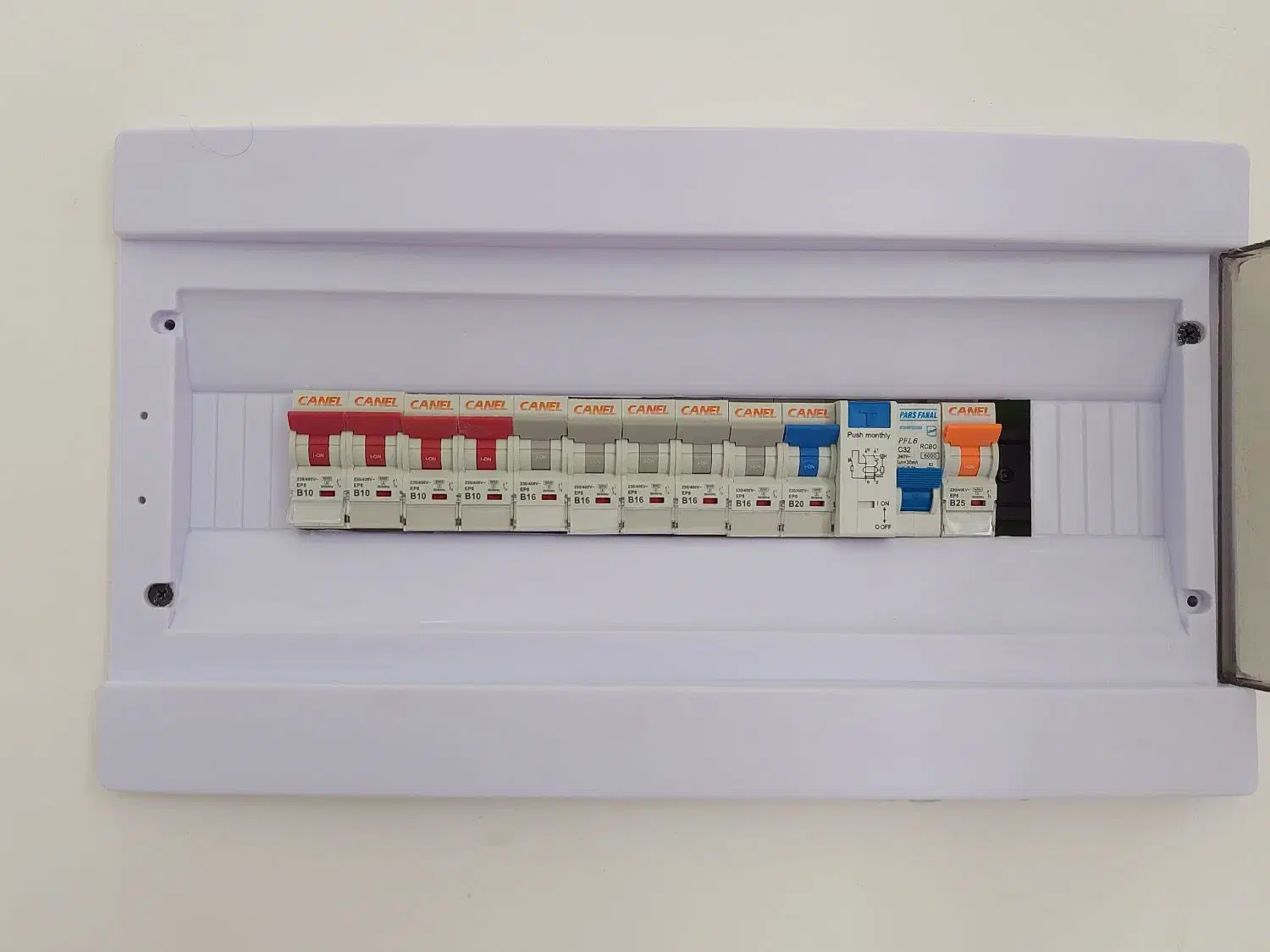 خدمات برق ساختمان|خدمات پیشه و مهارت|رودسر, |دیوار