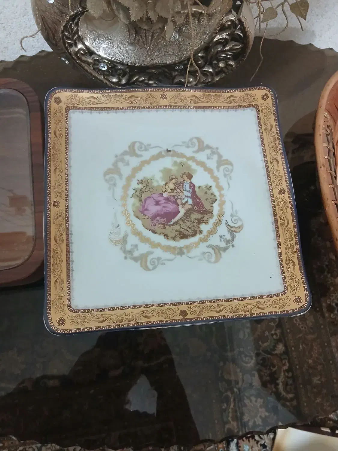 شیرینی خوری نو|ظروف سرو و پذیرایی|فومن, |دیوار