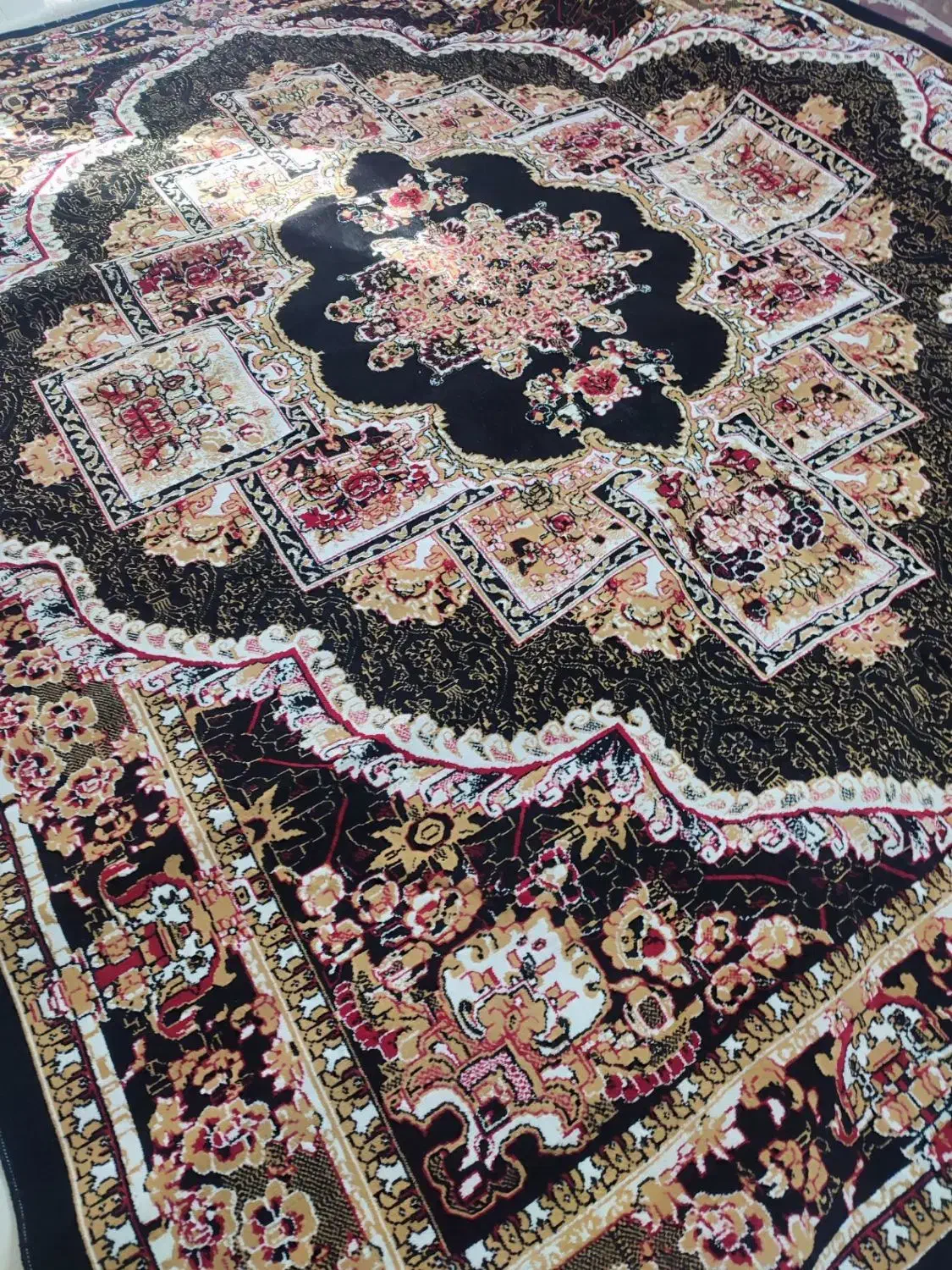 یه تخته فرش ۱۲ متری ،کاشمر|فرش|کاشمر, |دیوار