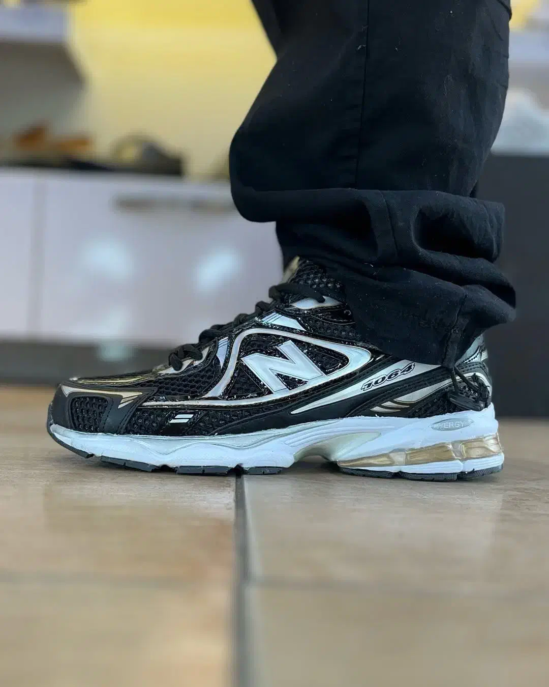 نیوبالانس 1064|کیف، کفش، کمربند|شیراز, گویم|دیوار