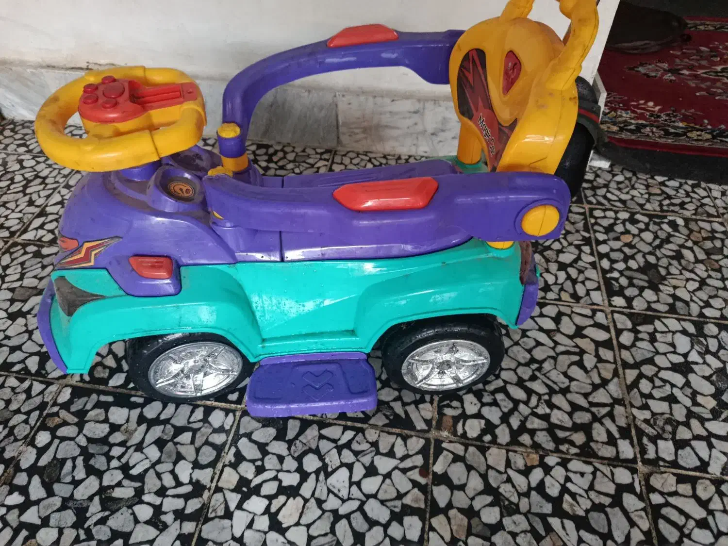 تاب ریلکسی و ماشین چهارچرخ|اسباب و اثاث بچه|ساری, |دیوار