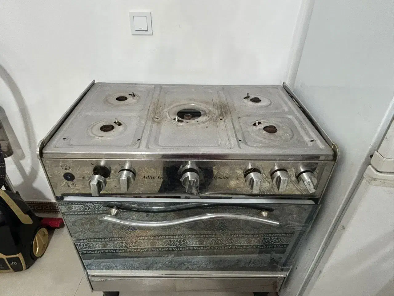 یخچال فریزر ایسان ۸تومن  گاز ۵شعله طرح فر|یخچال و فریزر|کرج, کلاک بالا|دیوار