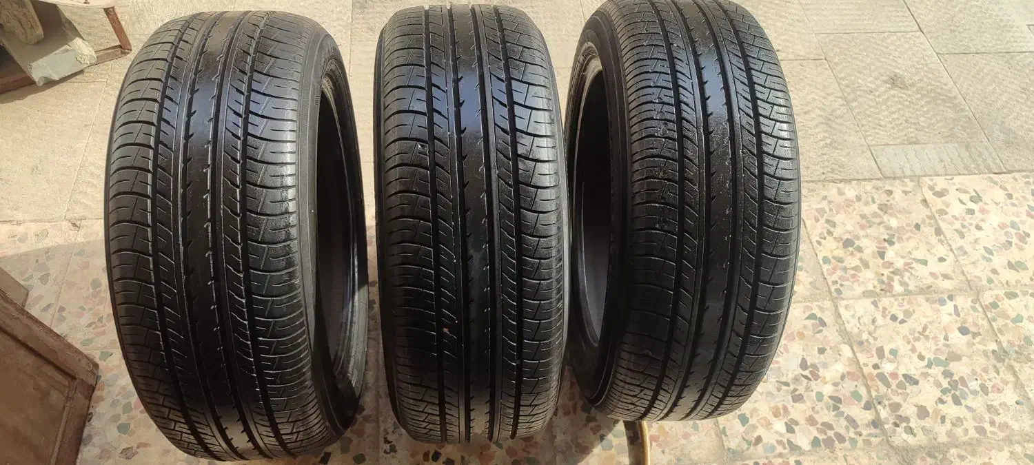 لاستیک۲۱۵/۱۷/۵۵|قطعات یدکی و لوازم جانبی|خمینی‌شهر, |دیوار