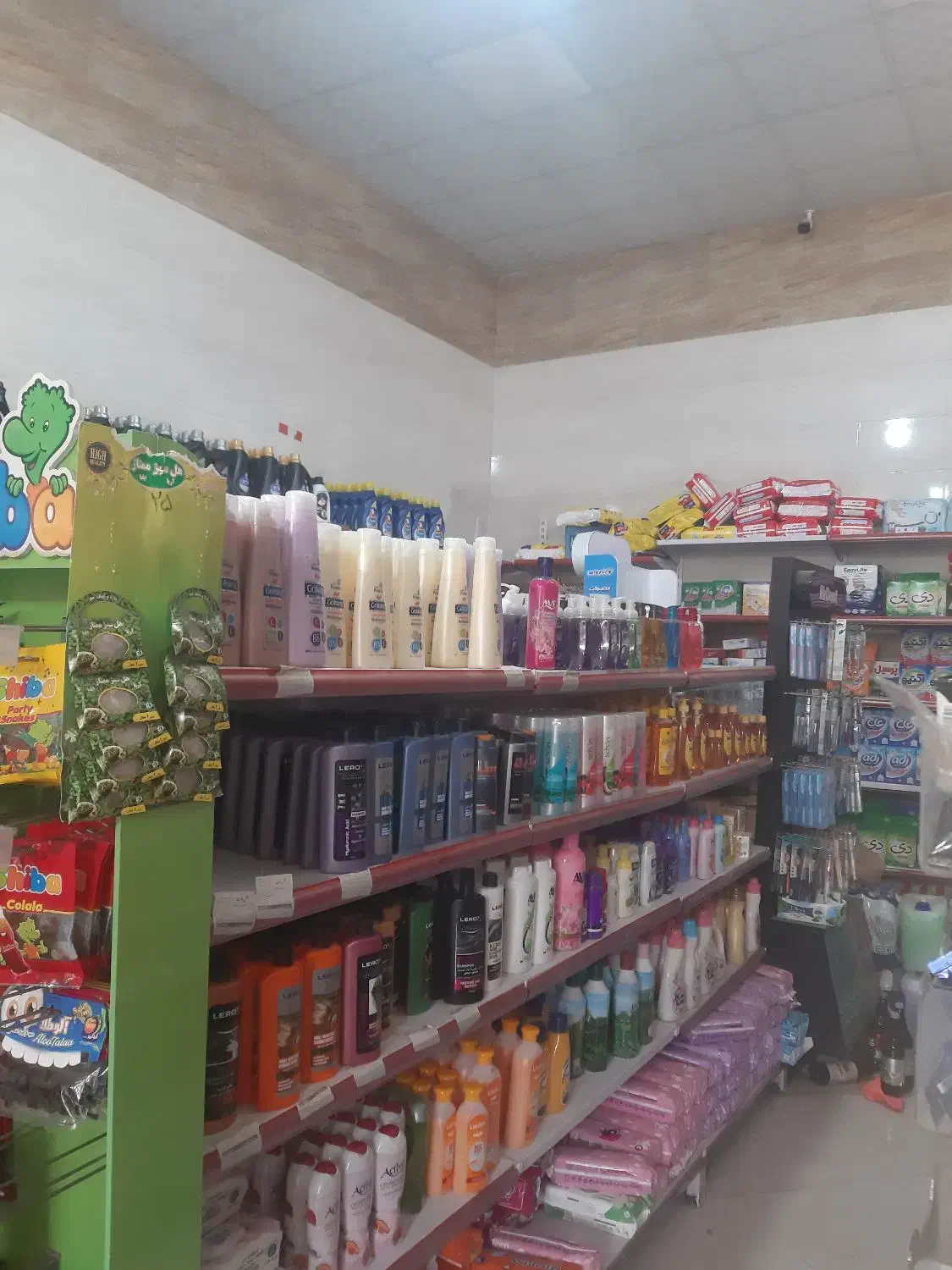 به نیرو برای کار در فروشگاه نیازمندیم|استخدام خدمات فروشگاه و رستوران|صفادشت, |دیوار