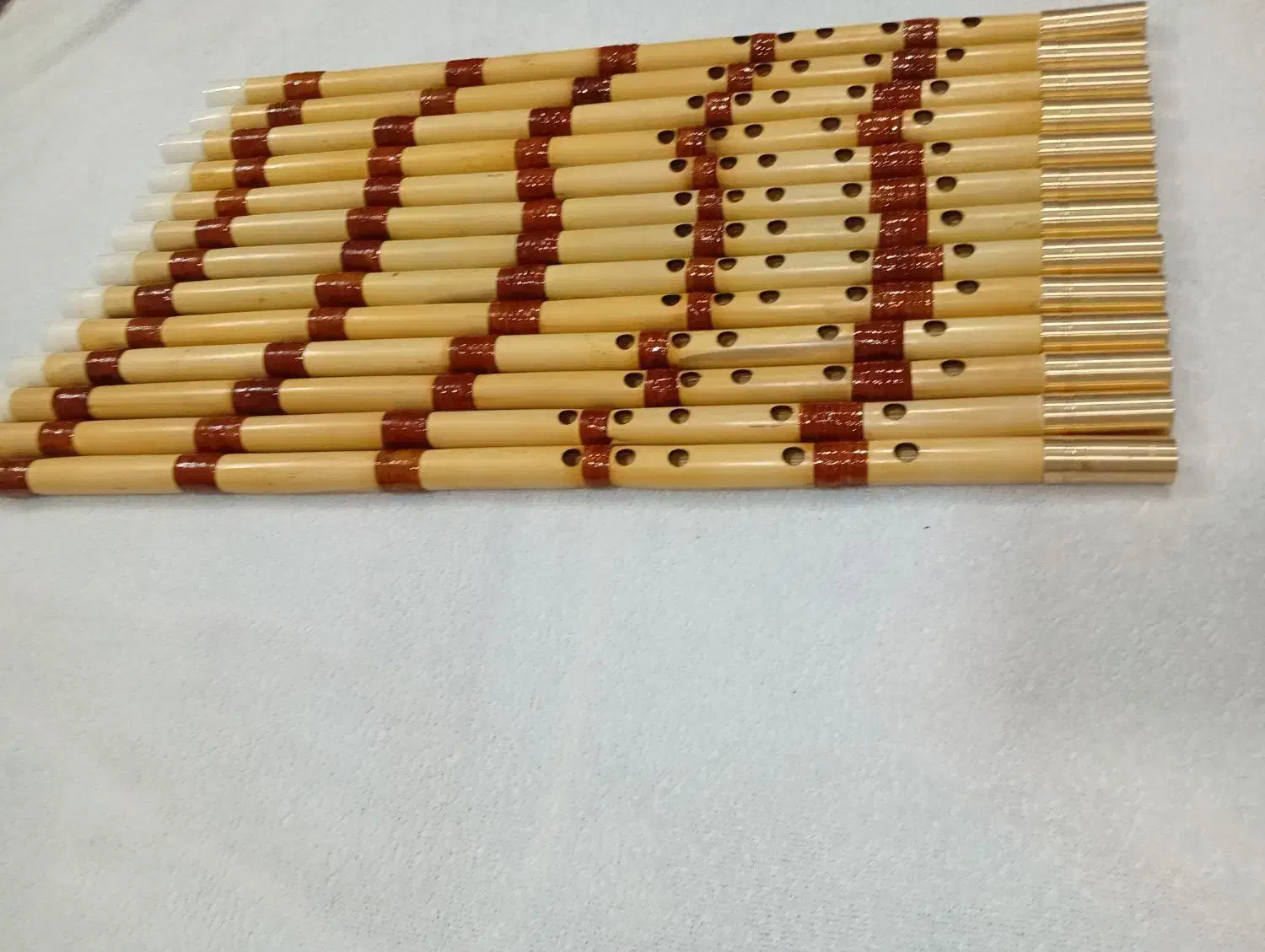 نی هفتبنددندانی ونی لبی|سازهای بادی|شیراز, زند|دیوار