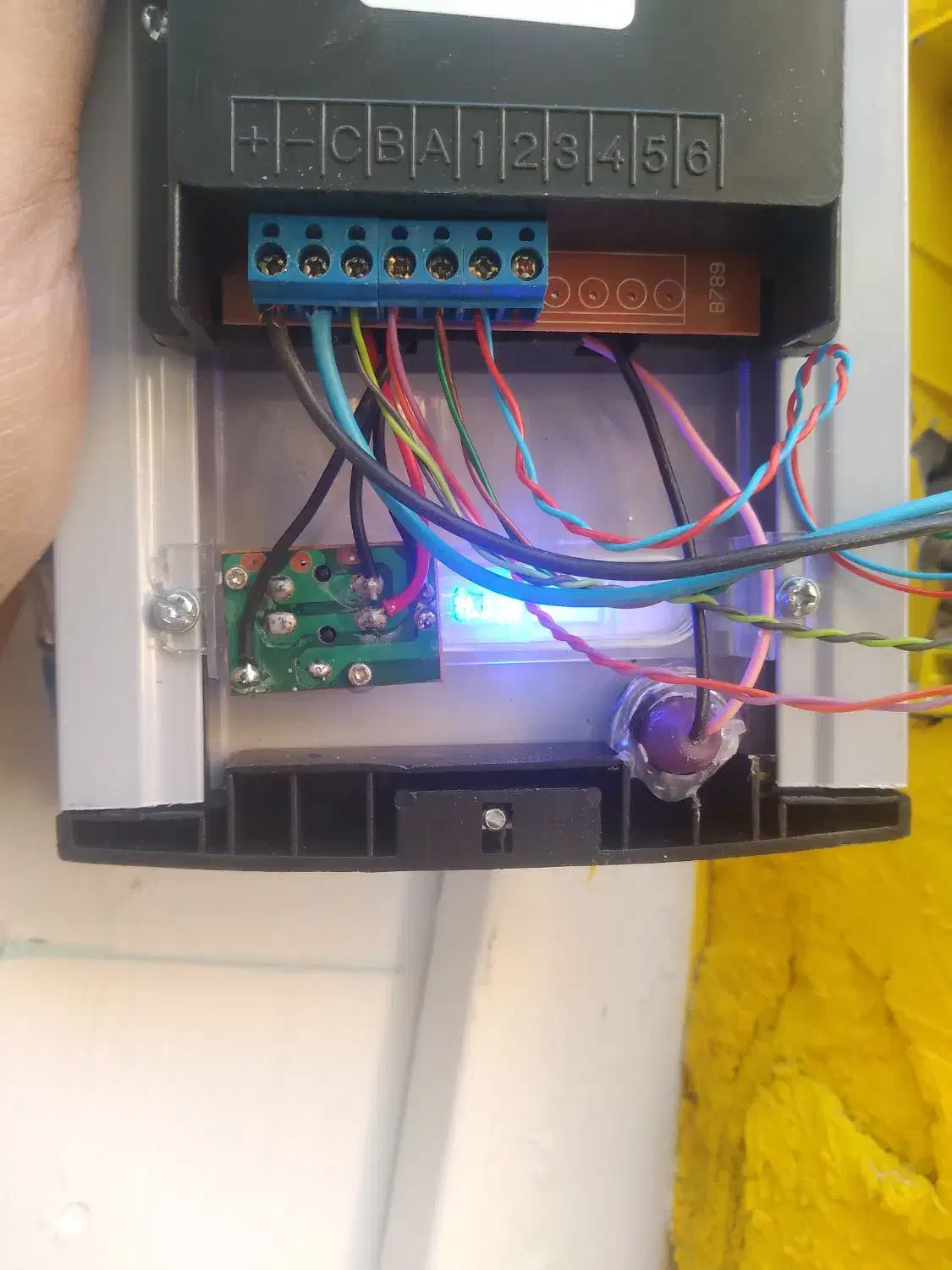 نصب‌ونمایندگی‌وخدمات‌ایفون‌تصویری‌وصوتی|خدمات پیشه و مهارت|بجنورد, |دیوار