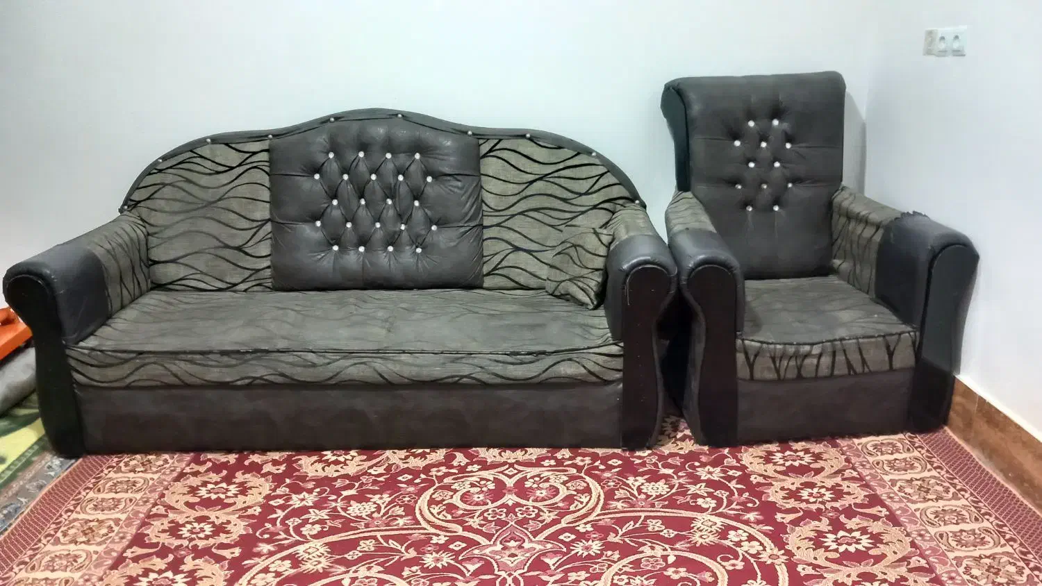 مبل|مبلمان خانگی و میز عسلی|کنار تخته و کمار, |دیوار