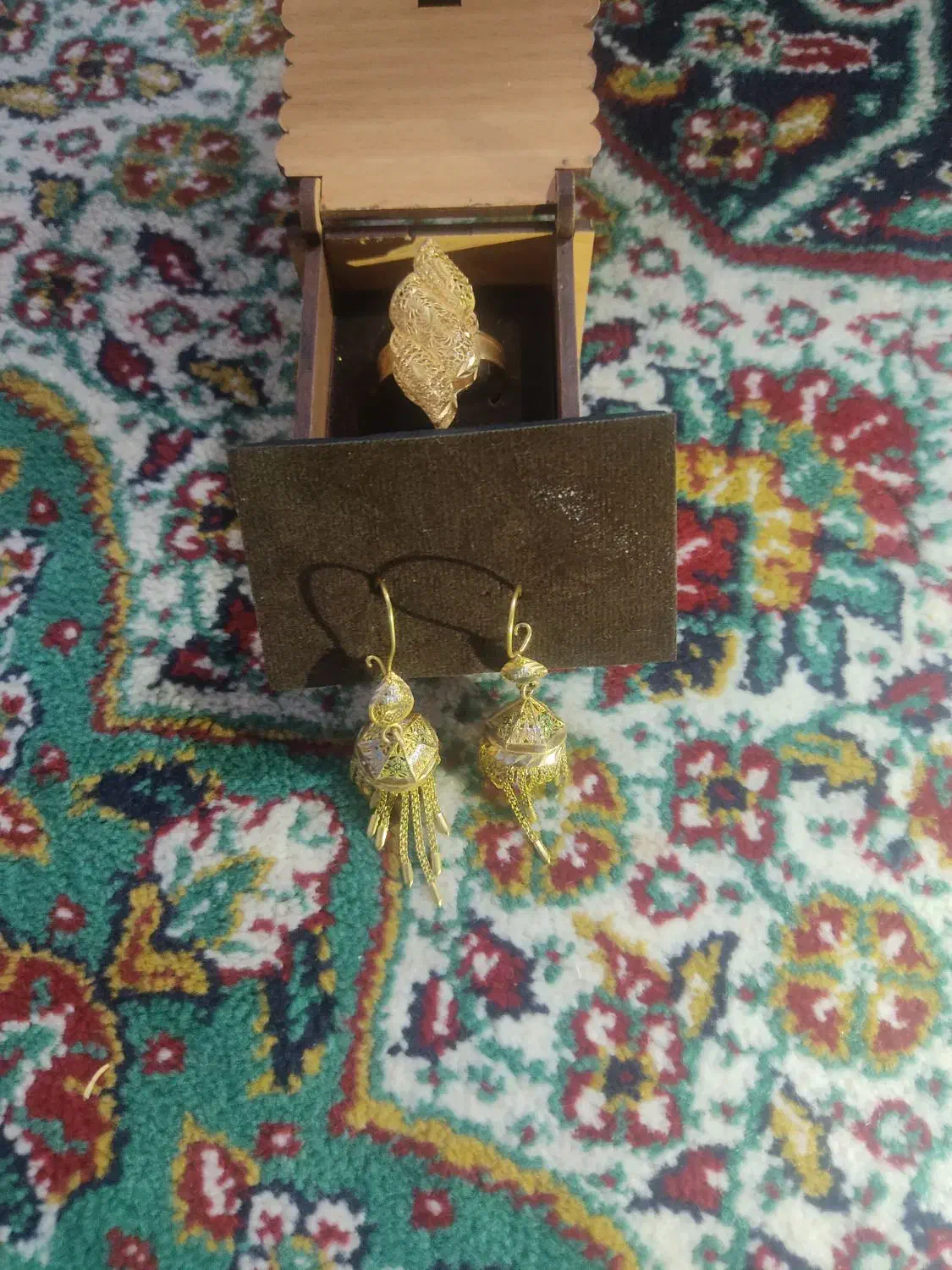 طلا|جواهرات|خاش, |دیوار