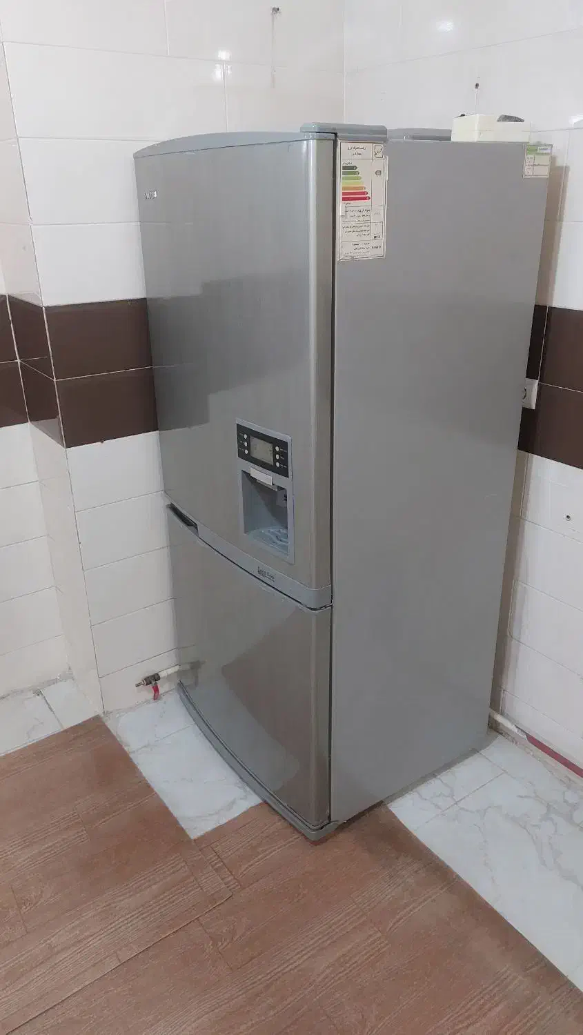 یخجال نیمه فریزر اسنوا  SNOWA در حد نو|یخچال و فریزر|سراب, |دیوار