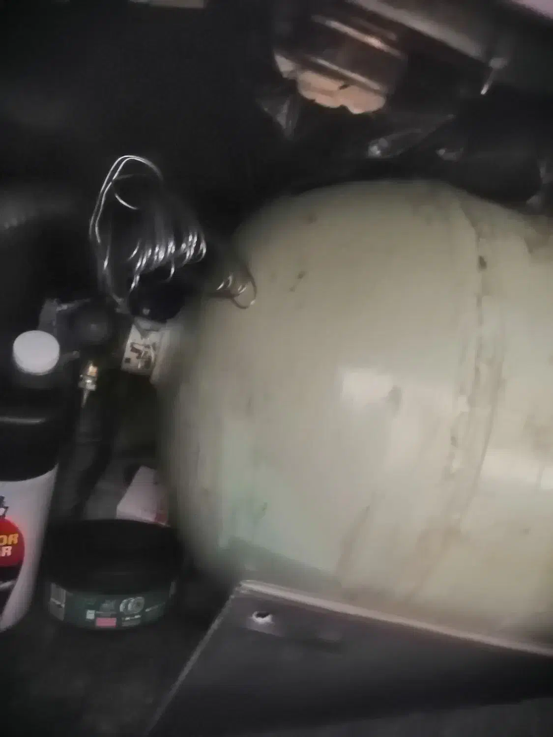 کپسول سی ان جی بزرگ پژو ی|قطعات یدکی و لوازم جانبی|کرج, شهرک جهان آرا|دیوار