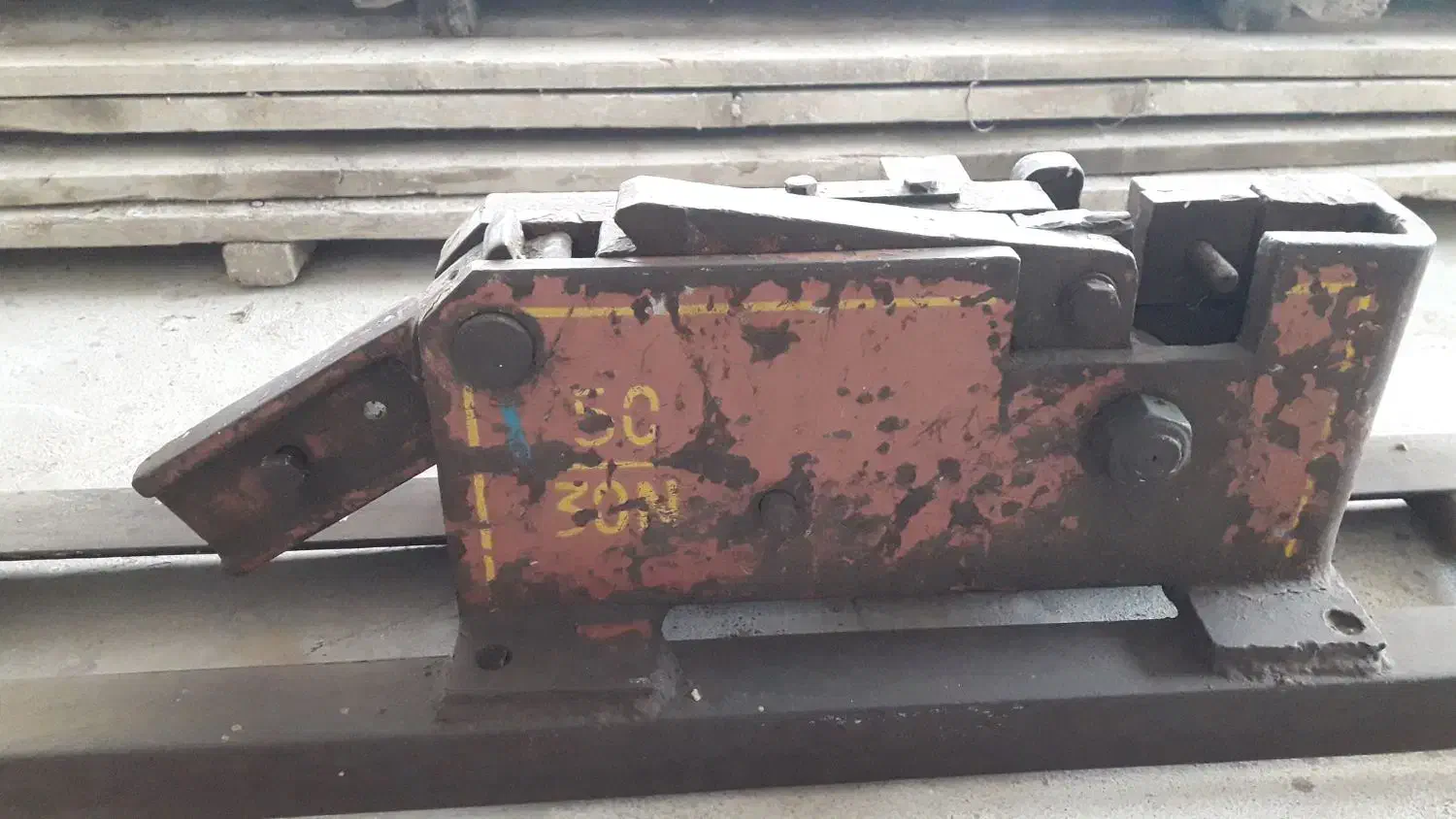 قیچی زمینی برش آرماتور|ابزارآلات|گرگان, |دیوار