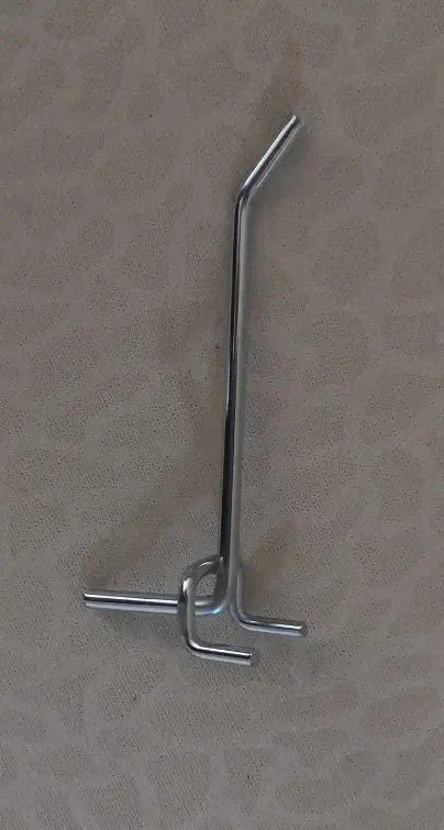 رگال ستونی و شاخه . آویز و چوب رخت|بندرخت و رخت‌آویز|تبریز, |دیوار