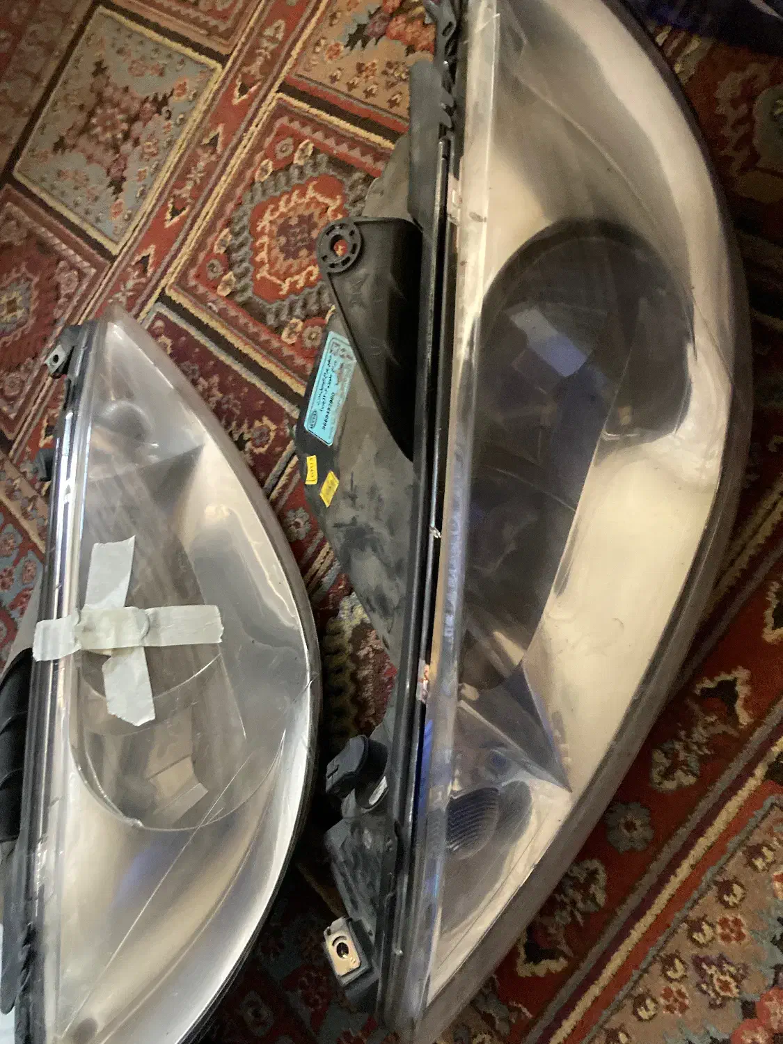 چراغ جلو ۲۰۶|قطعات یدکی و لوازم جانبی|رشت, پستک|دیوار
