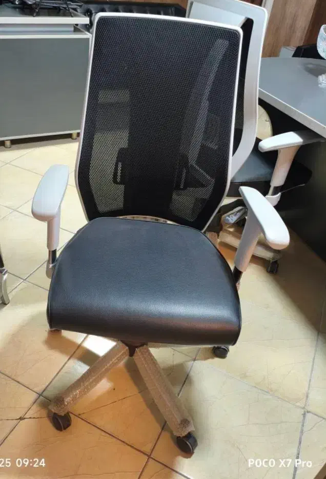 فرصت طلائی صندلی کارشناسی|مبلمان اداری|کرمان, |دیوار